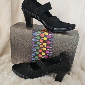 bernie mev. Black Woven Heels